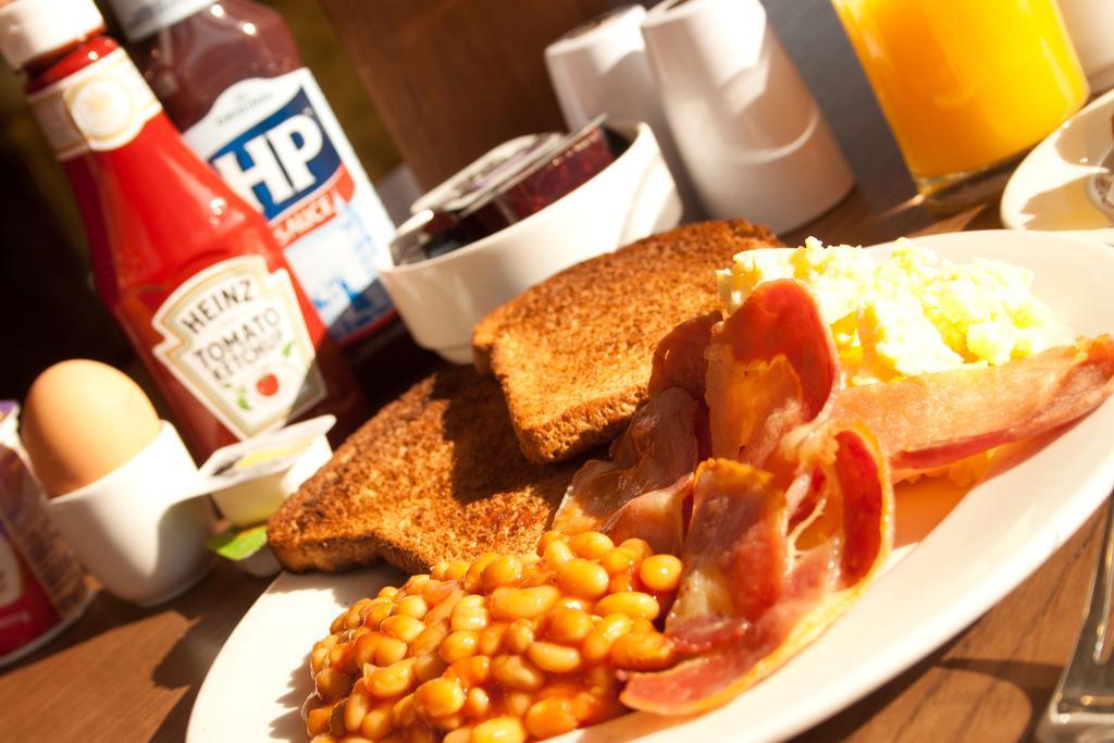 Best Western Pontypool Metro Hotel Стая снимка