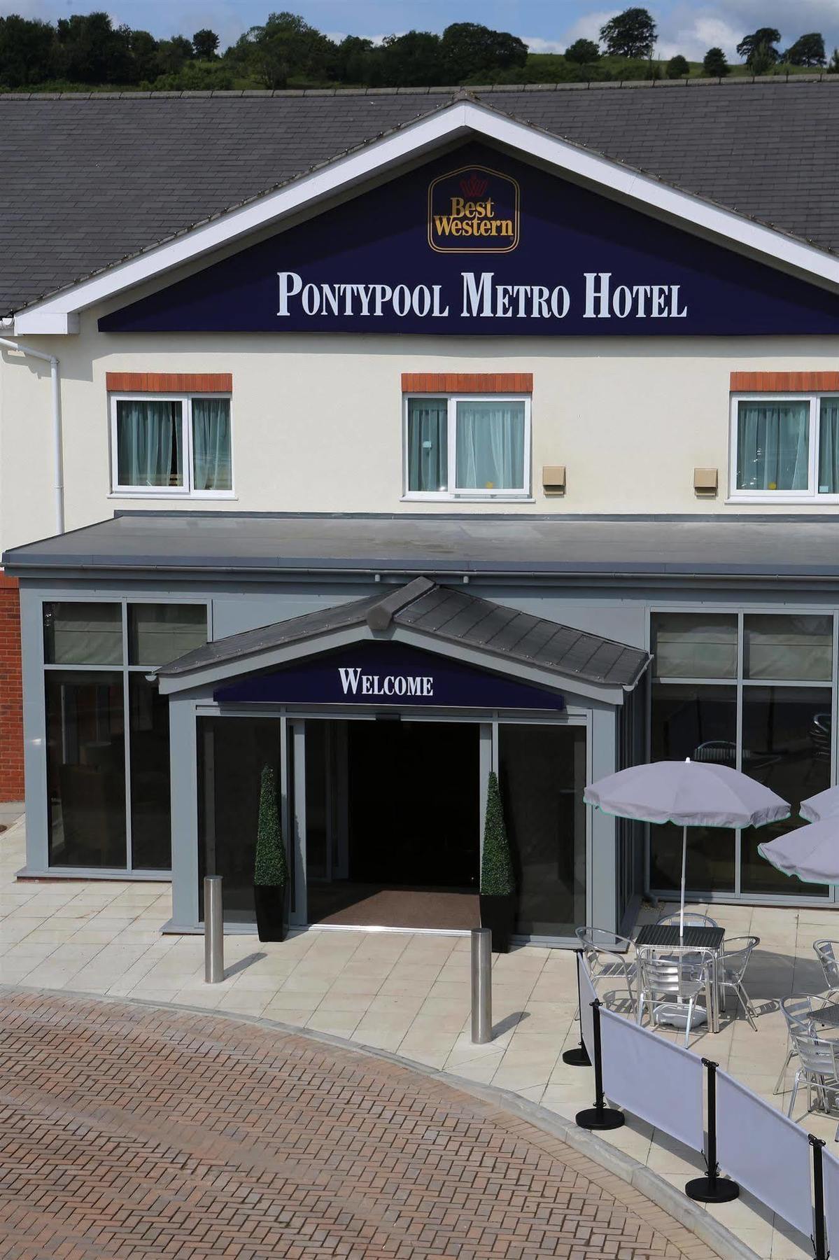 Best Western Pontypool Metro Hotel Екстериор снимка