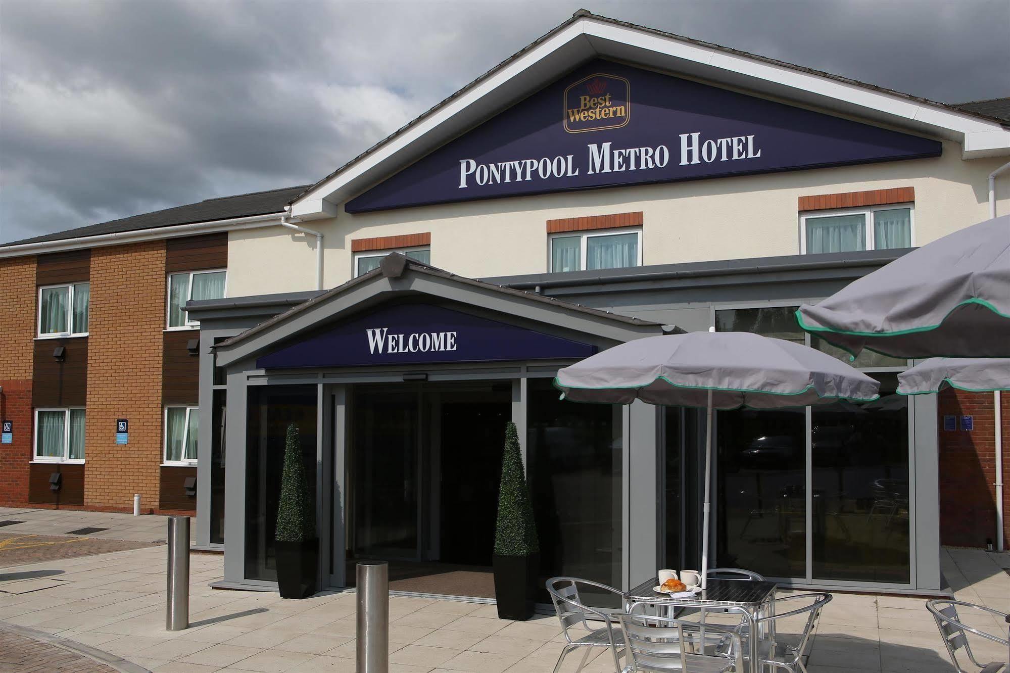 Best Western Pontypool Metro Hotel Екстериор снимка